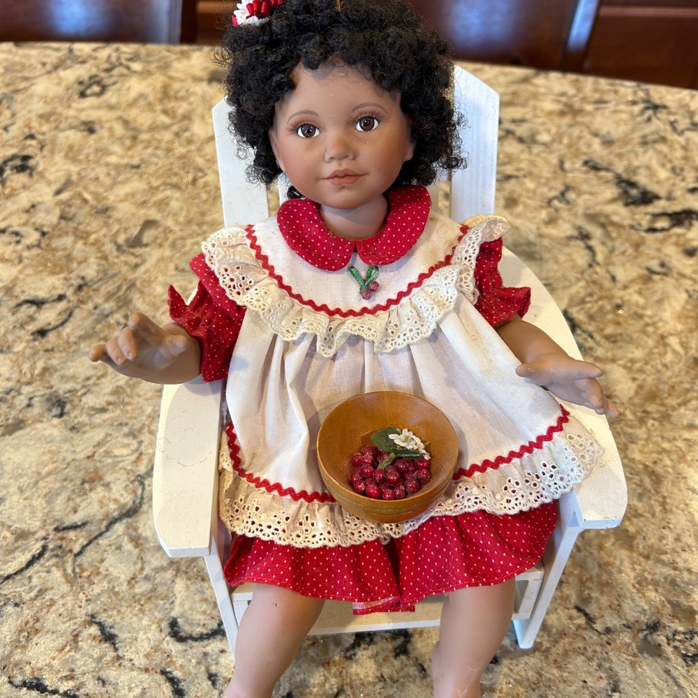Georgetown Collection Doll - Picture 7 of 7